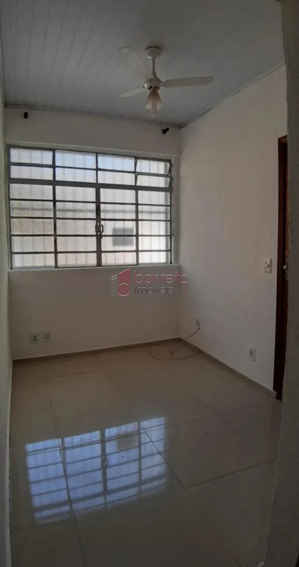 Comprar Casa / Padrão em Jundiaí R$ 500.000,00 - Foto 2