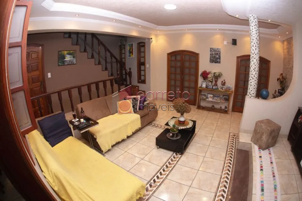 Comprar Casa / Padrão em Jundiaí R$ 850.000,00 - Foto 2