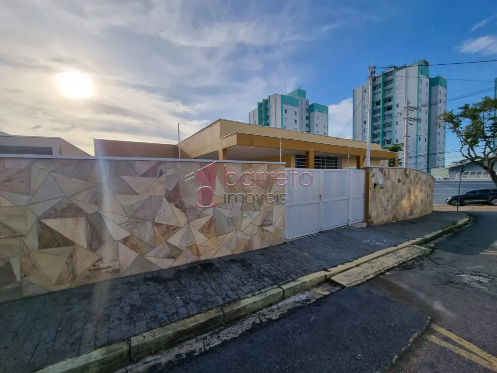 Comprar Casa / Padrão em Jundiaí R$ 850.000,00 - Foto 1