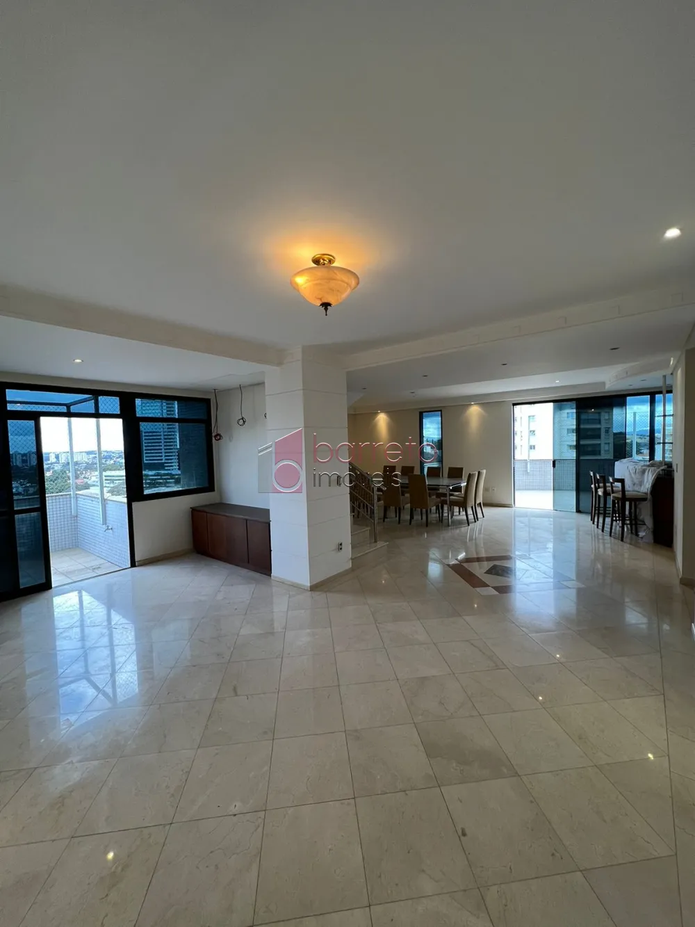 Comprar Apartamento / Cobertura em Jundiaí R$ 1.950.000,00 - Foto 4