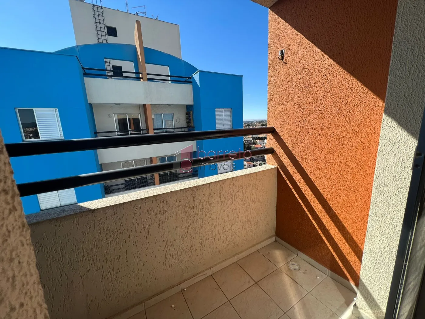 Comprar Apartamento / Padrão em Jundiaí R$ 450.000,00 - Foto 2