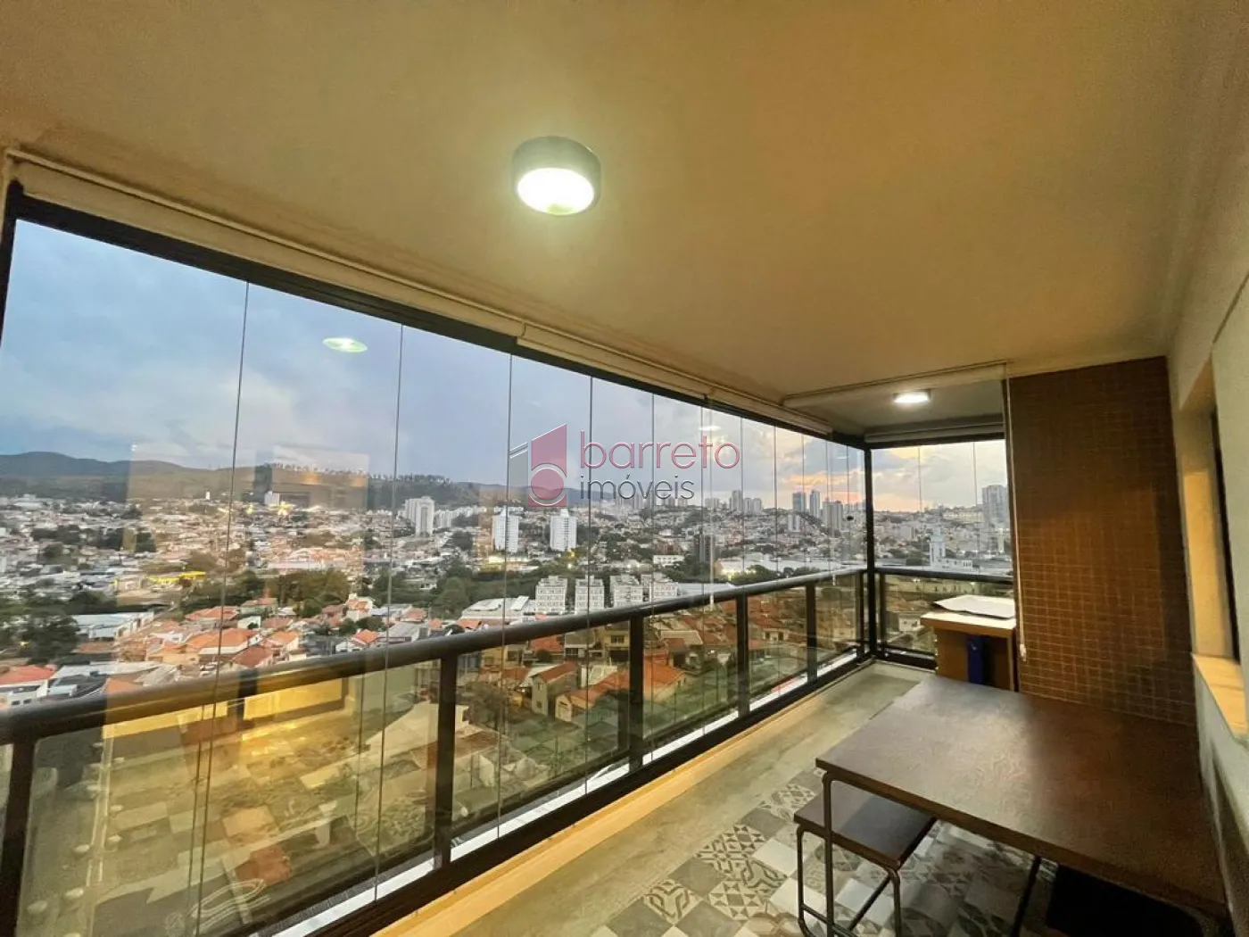 Comprar Apartamento / Padrão em Jundiaí R$ 1.080.000,00 - Foto 3