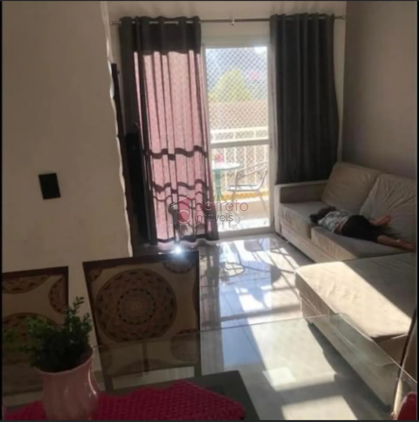 Comprar Apartamento / Padrão em Jundiaí R$ 390.000,00 - Foto 2