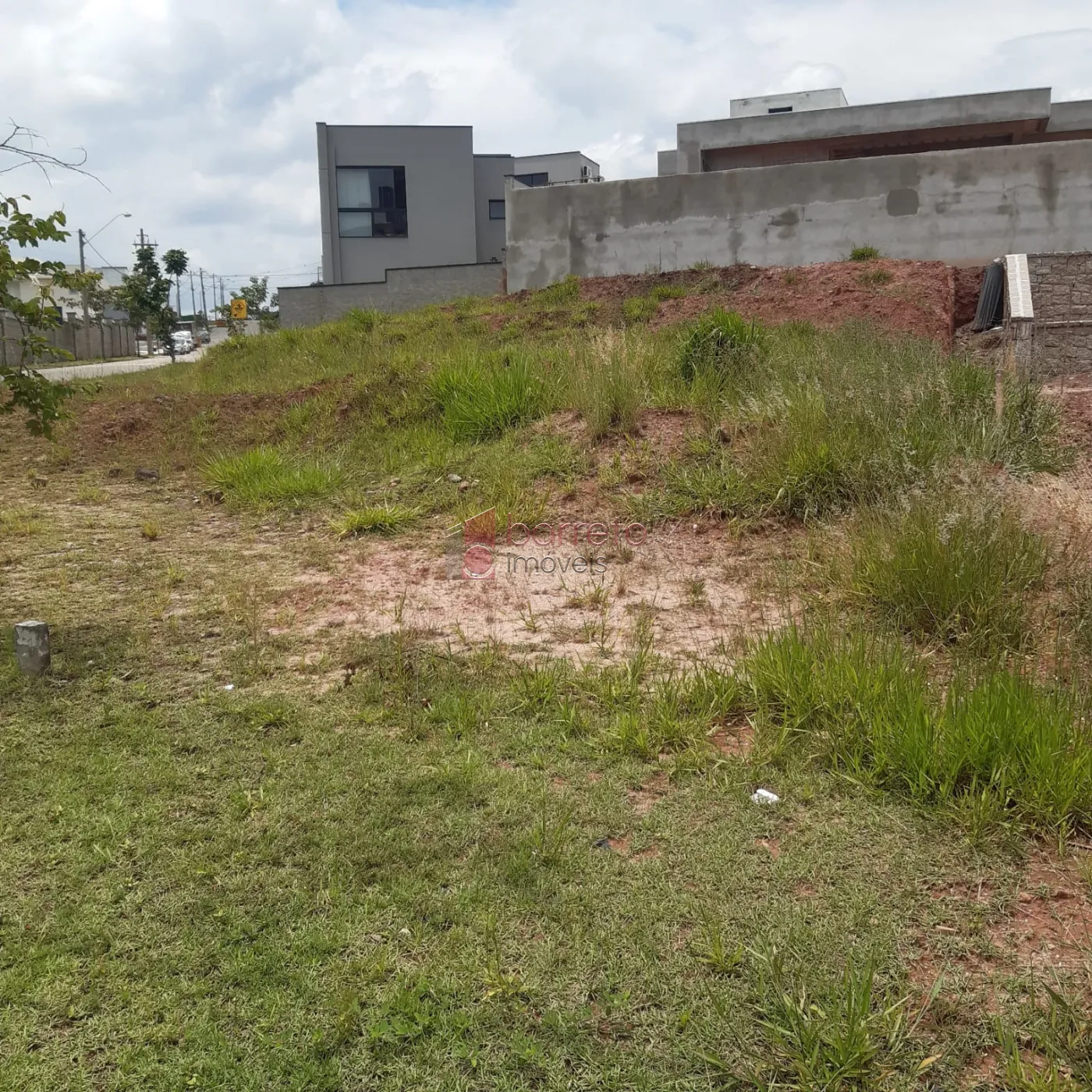 Comprar Terreno / Condomínio em Jundiaí R$ 880.000,00 - Foto 1