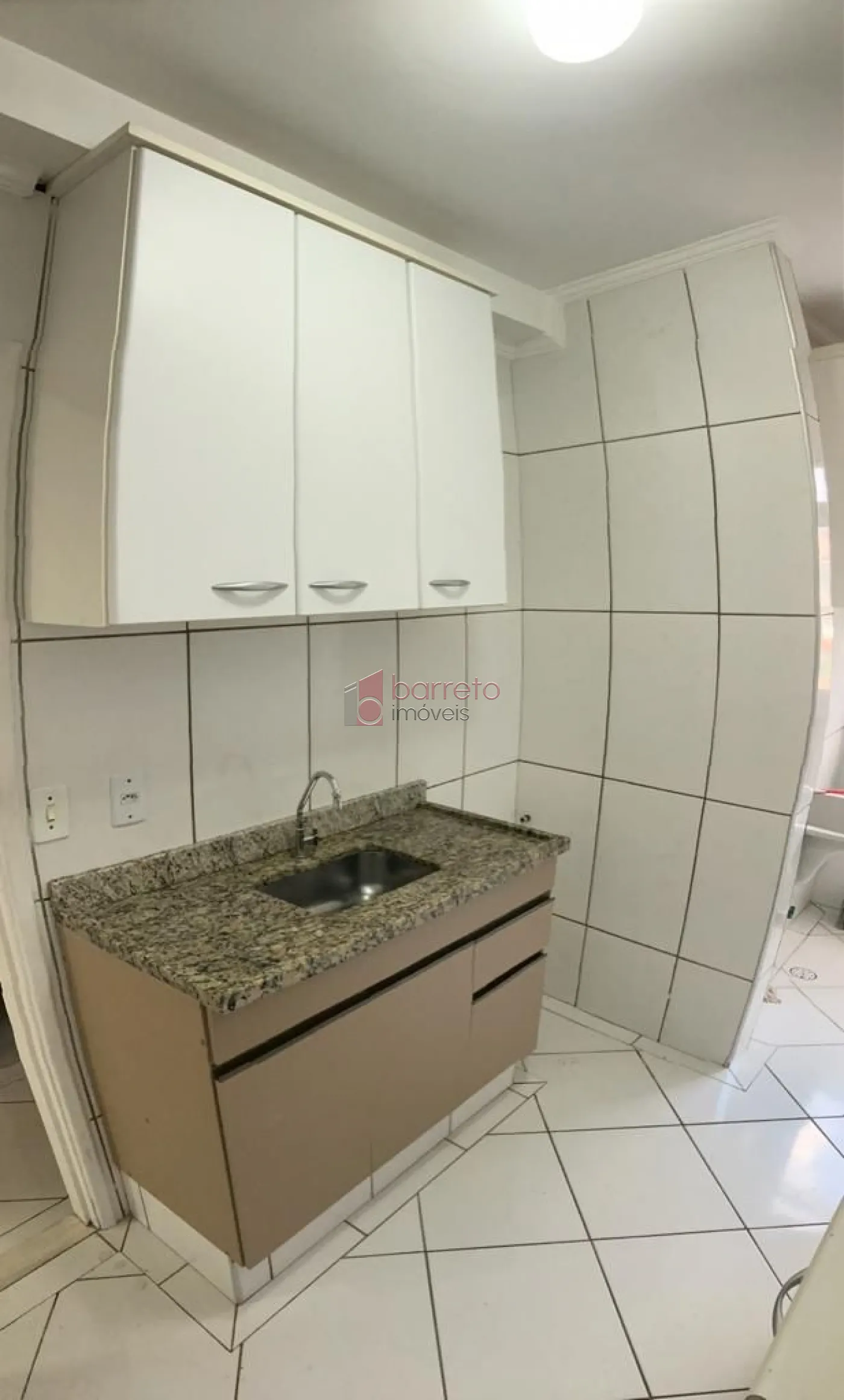 Comprar Apartamento / Padrão em Jundiaí R$ 380.000,00 - Foto 3