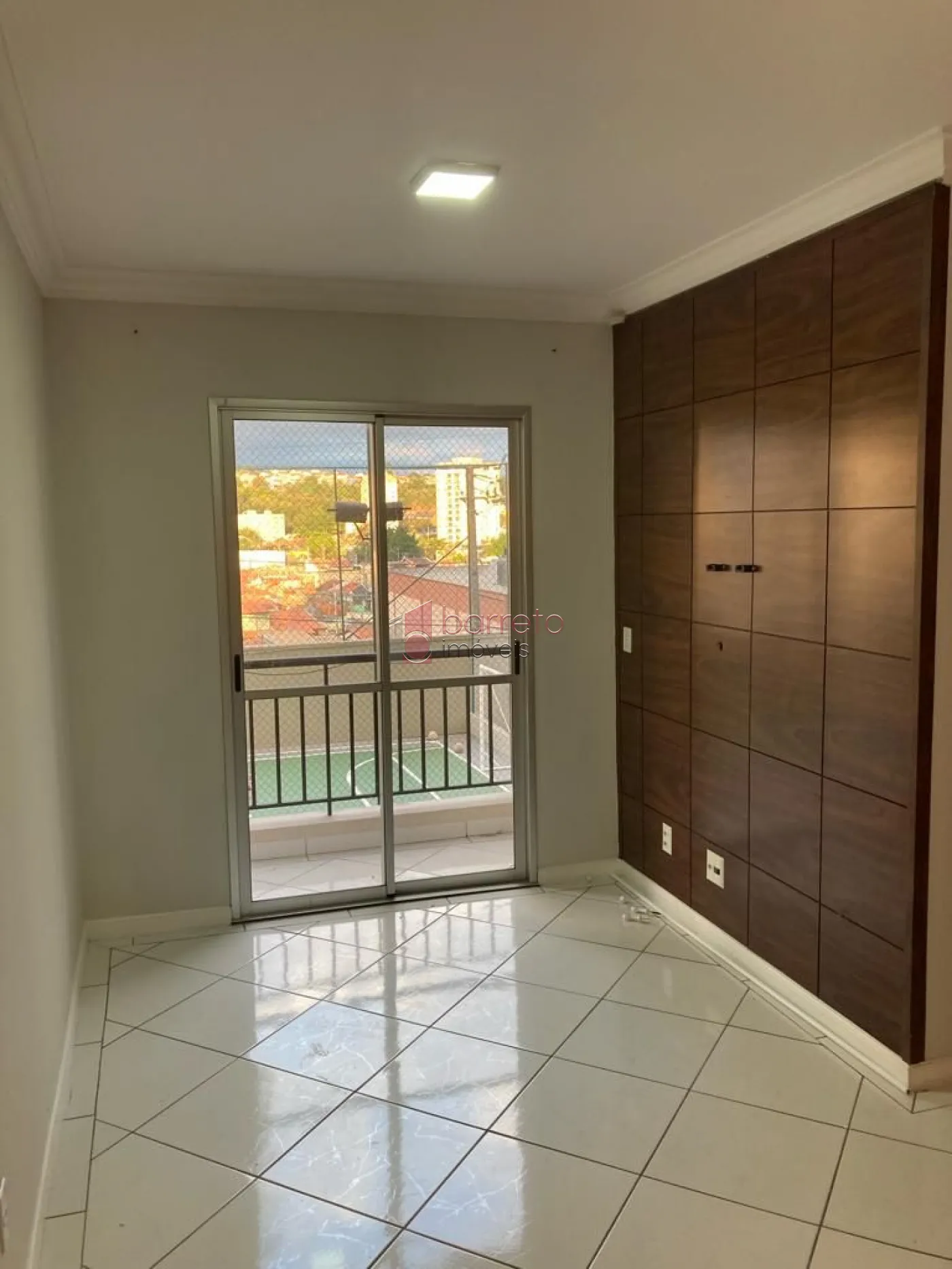 Comprar Apartamento / Padrão em Jundiaí R$ 380.000,00 - Foto 1