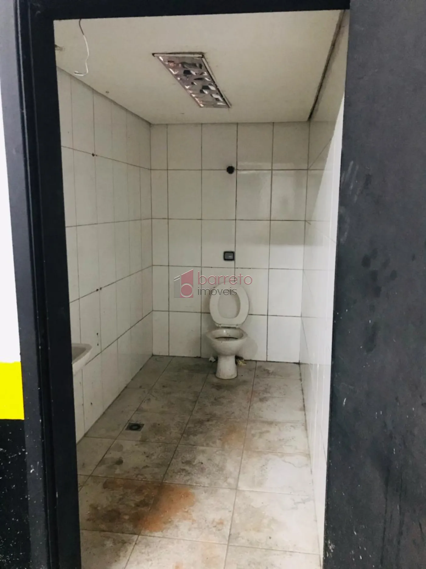 Alugar Comercial / Ponto Comercial em Várzea Paulista R$ 15.000,00 - Foto 6