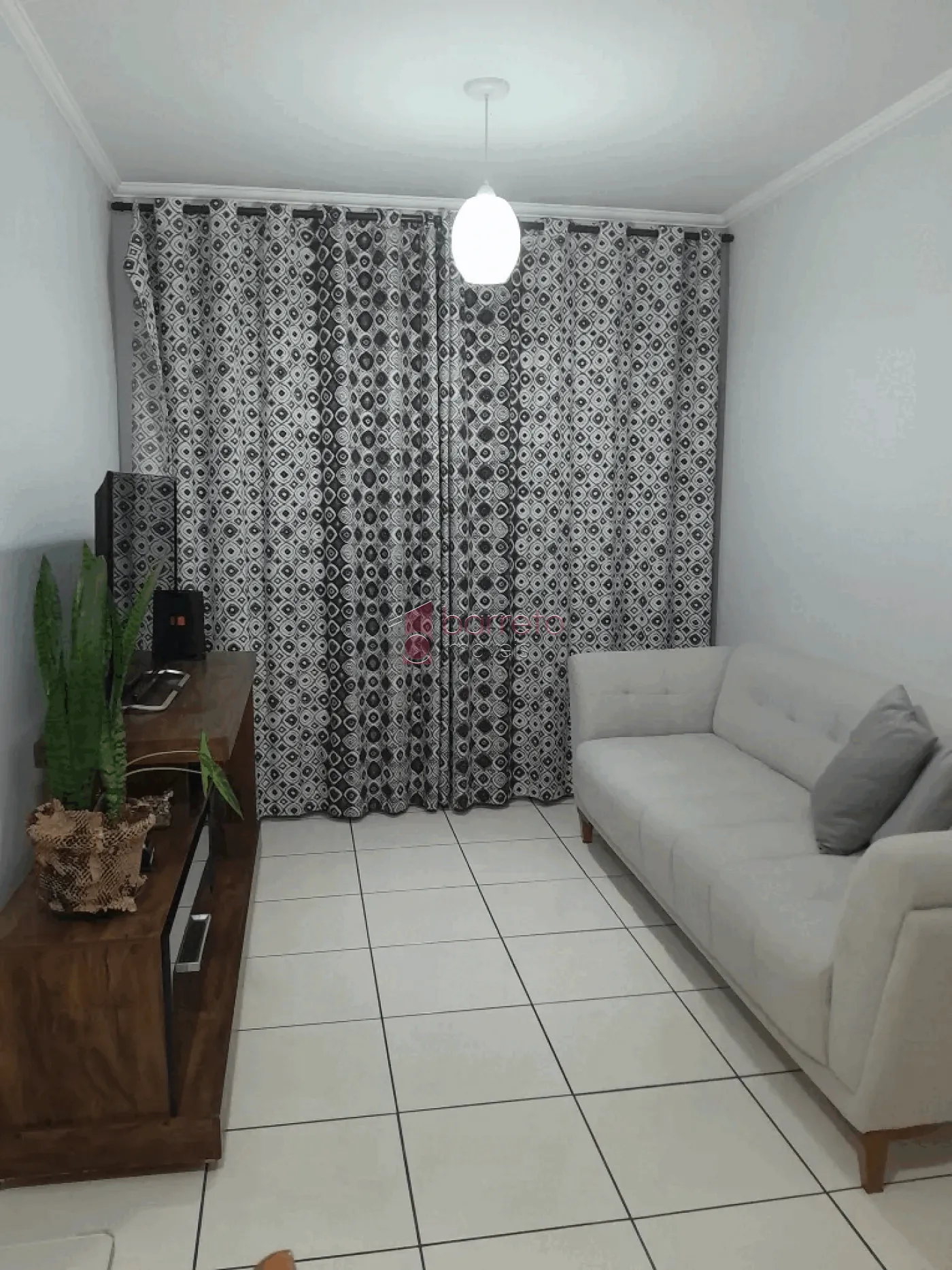 Comprar Apartamento / Padrão em Jundiaí R$ 360.000,00 - Foto 1