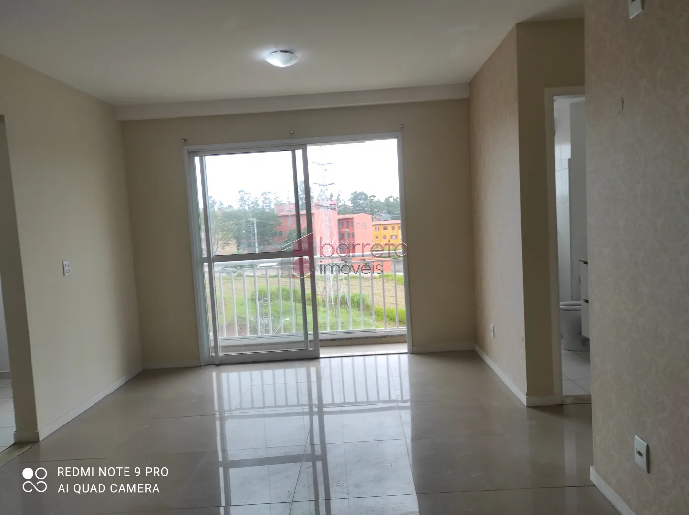 Alugar Apartamento / Padrão em Jundiaí R$ 2.500,00 - Foto 2