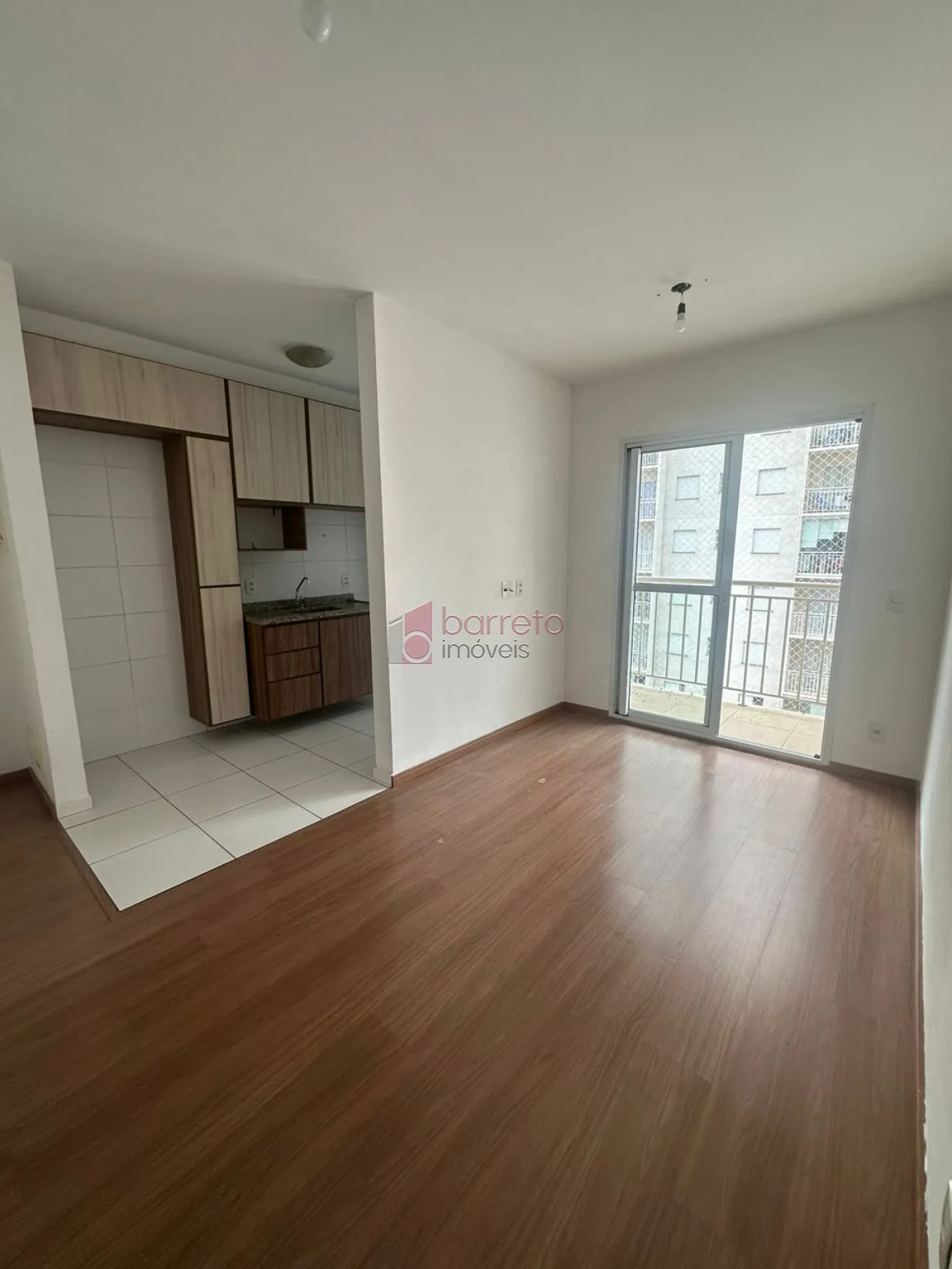 Alugar Apartamento / Padrão em Jundiaí R$ 2.200,00 - Foto 1