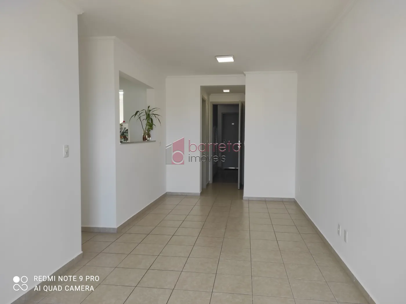 Comprar Apartamento / Padrão em Jundiaí R$ 530.000,00 - Foto 2