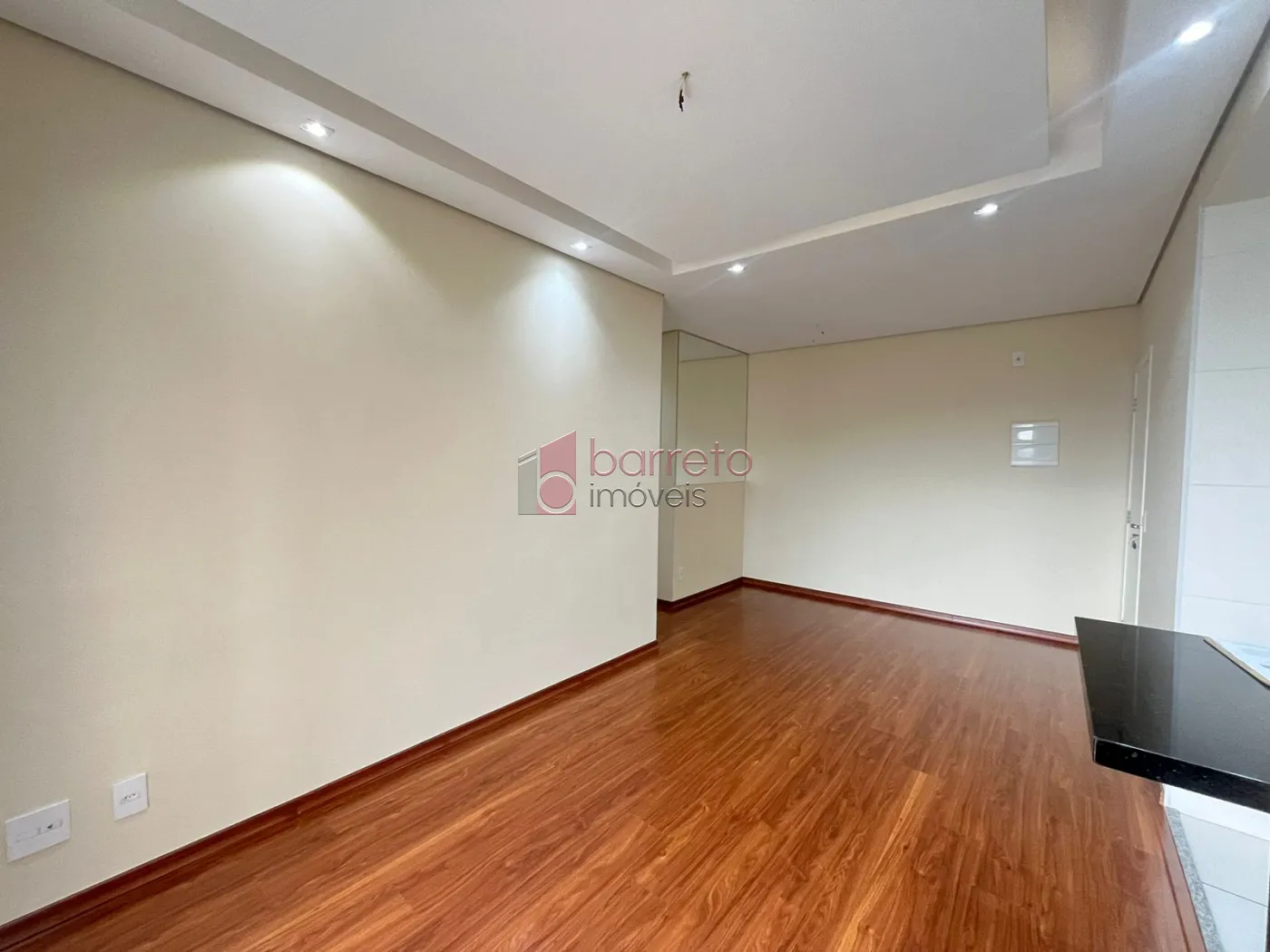 Alugar Apartamento / Padrão em Jundiaí R$ 2.850,00 - Foto 2