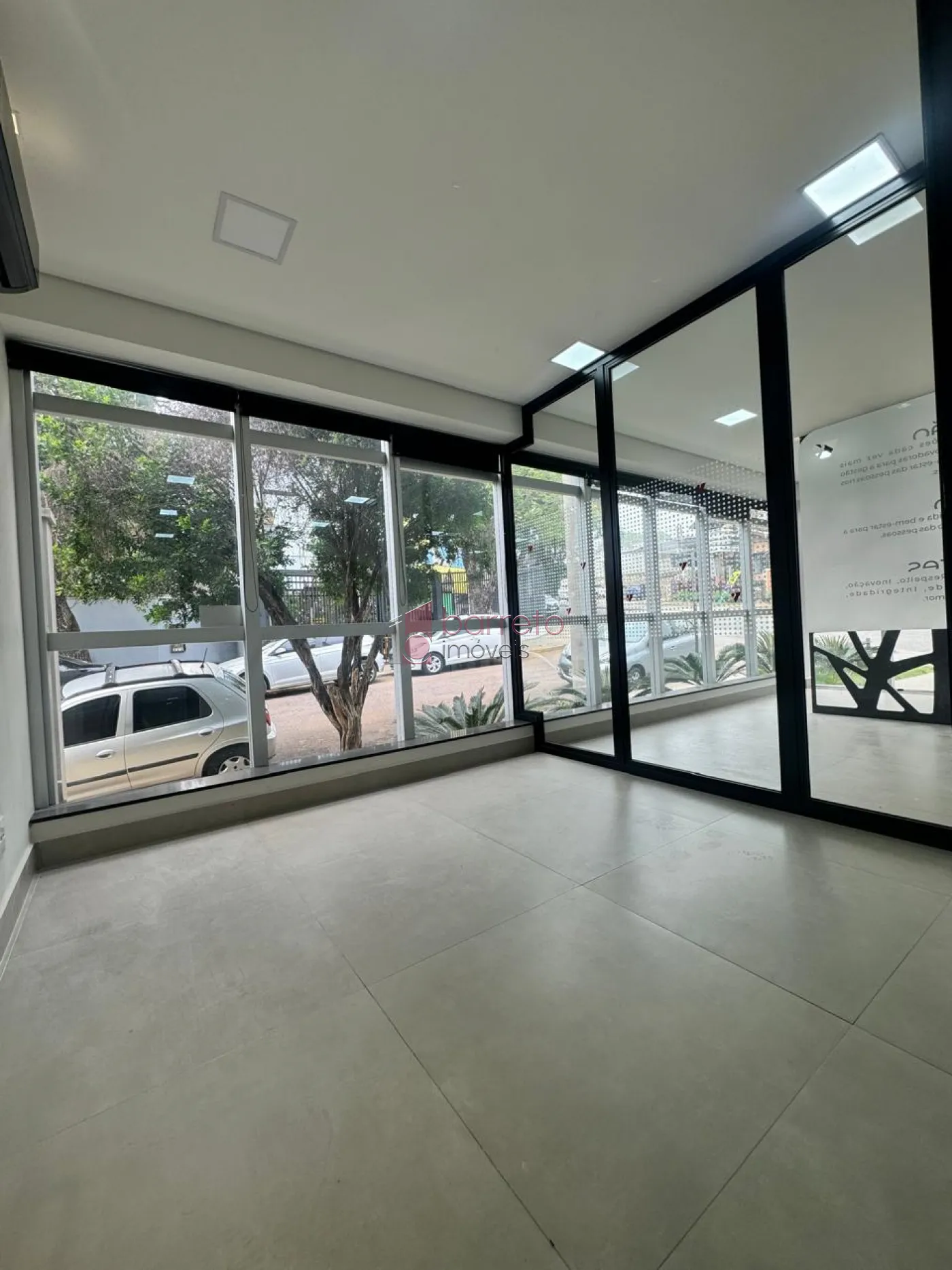 Alugar Comercial / Prédio em Jundiaí R$ 20.000,00 - Foto 4