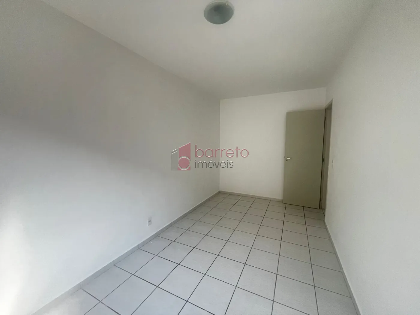 Alugar Apartamento / Padrão em Jundiaí R$ 1.300,00 - Foto 11