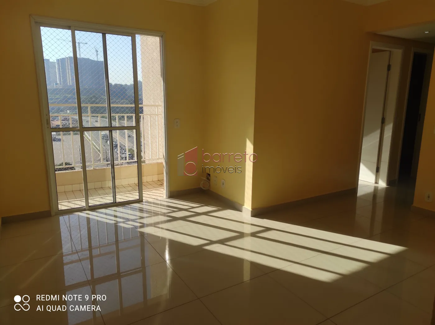 Alugar Apartamento / Padrão em Jundiaí R$ 2.200,00 - Foto 1