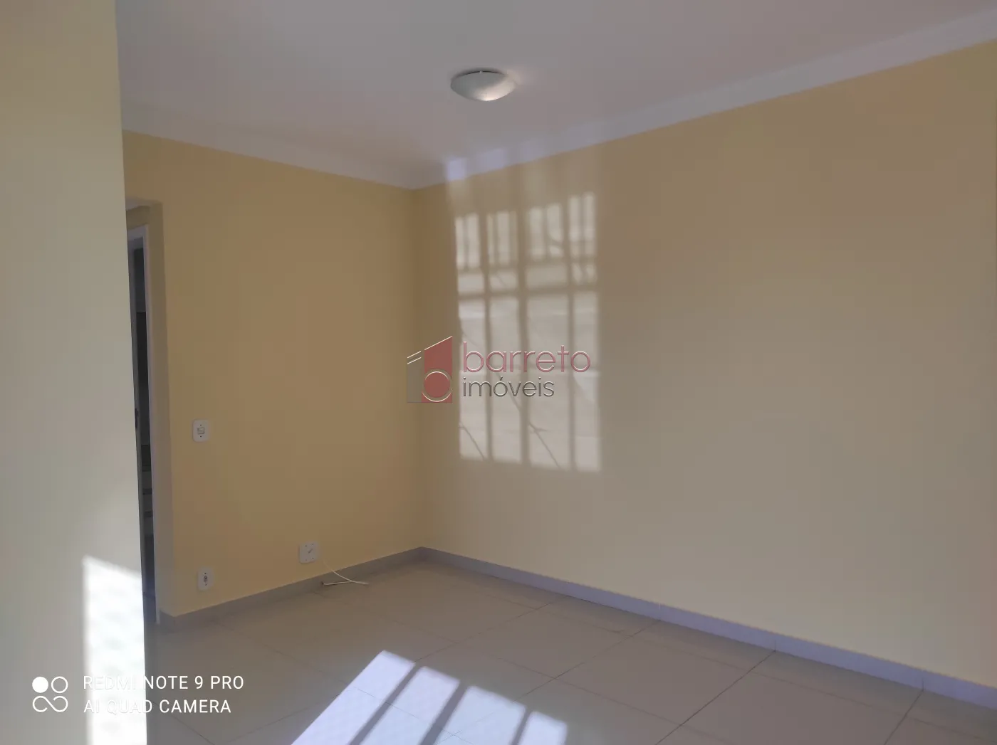 Alugar Apartamento / Padrão em Jundiaí R$ 2.200,00 - Foto 2