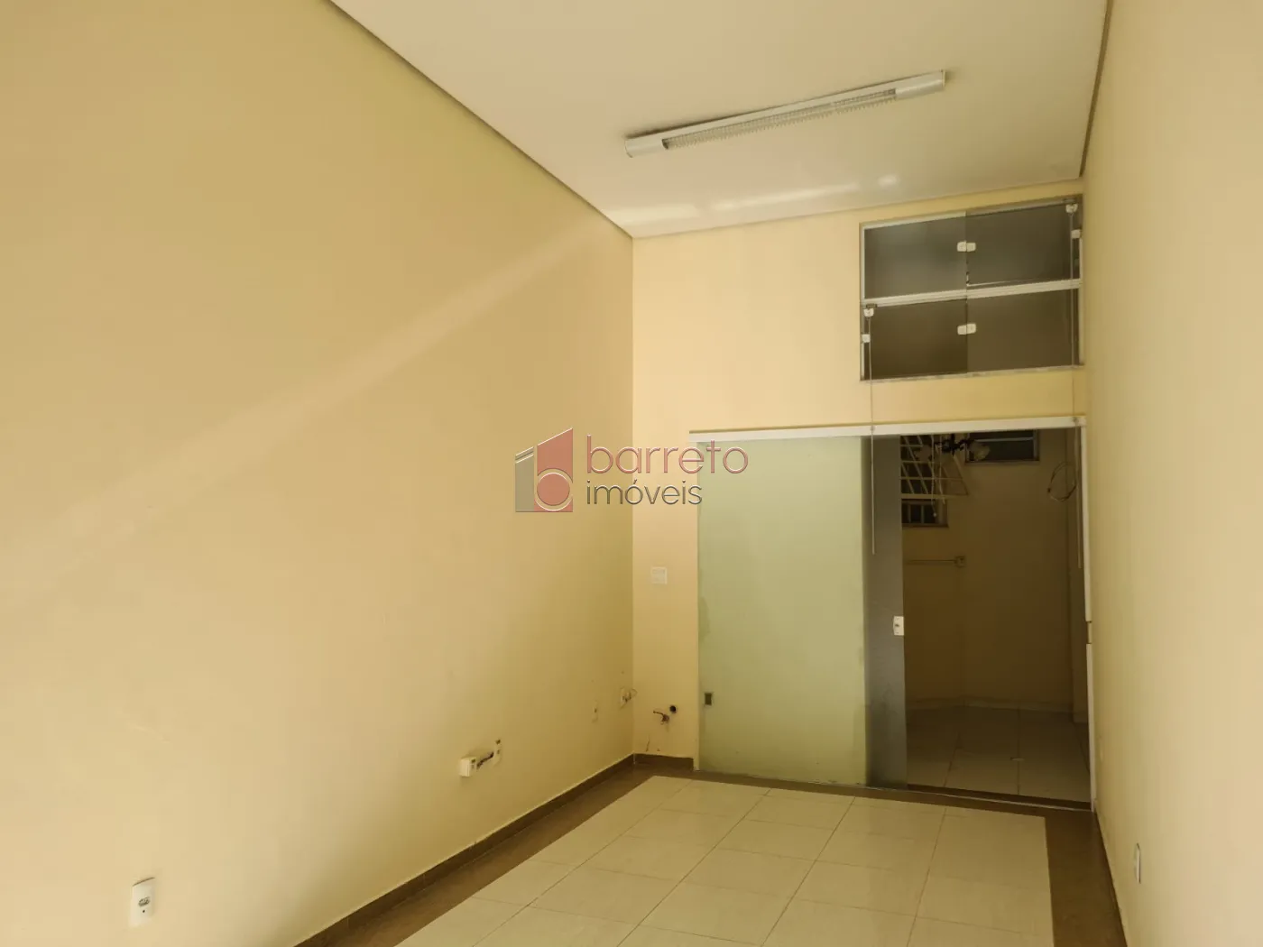 Comprar Comercial / Casa em Jundiaí R$ 490.000,00 - Foto 1