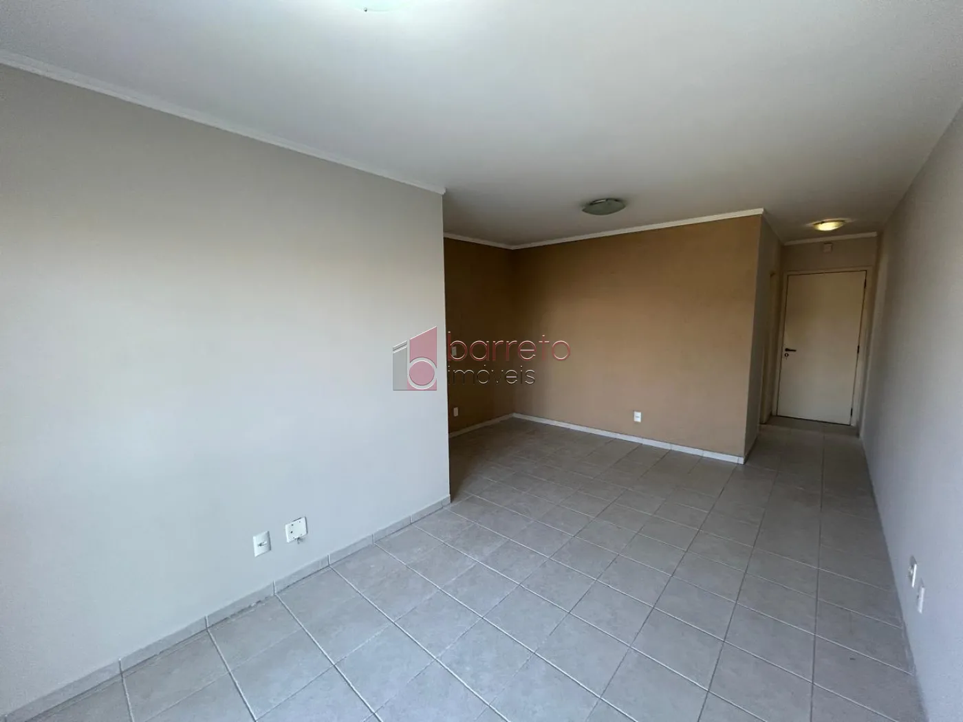 Comprar Apartamento / Padrão em Jundiaí R$ 450.000,00 - Foto 3