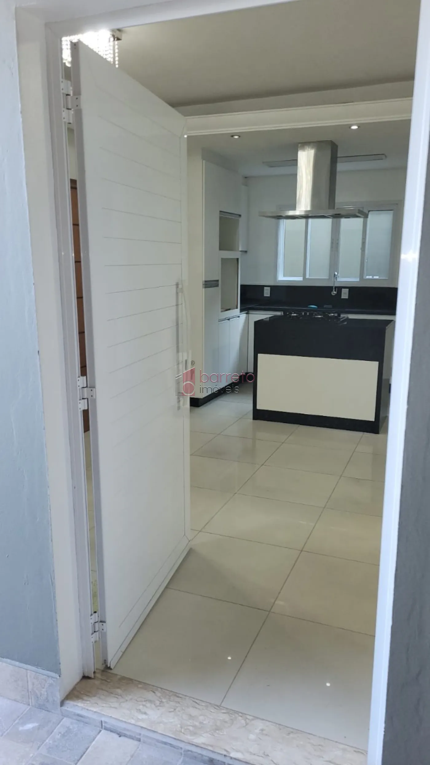 Alugar Casa / Sobrado em Jundiaí R$ 5.800,00 - Foto 2