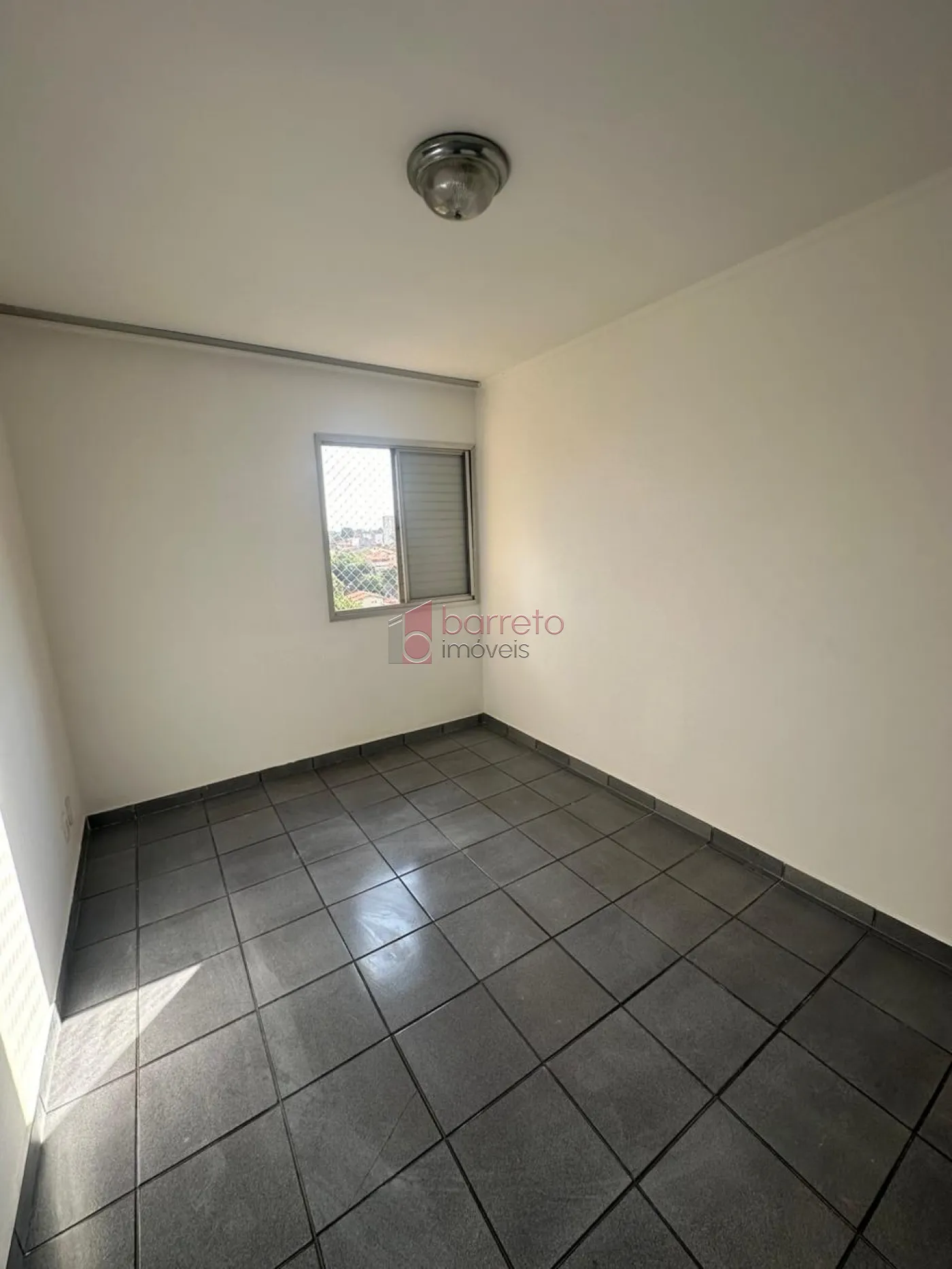 Alugar Apartamento / Padrão em Jundiaí R$ 1.300,00 - Foto 10