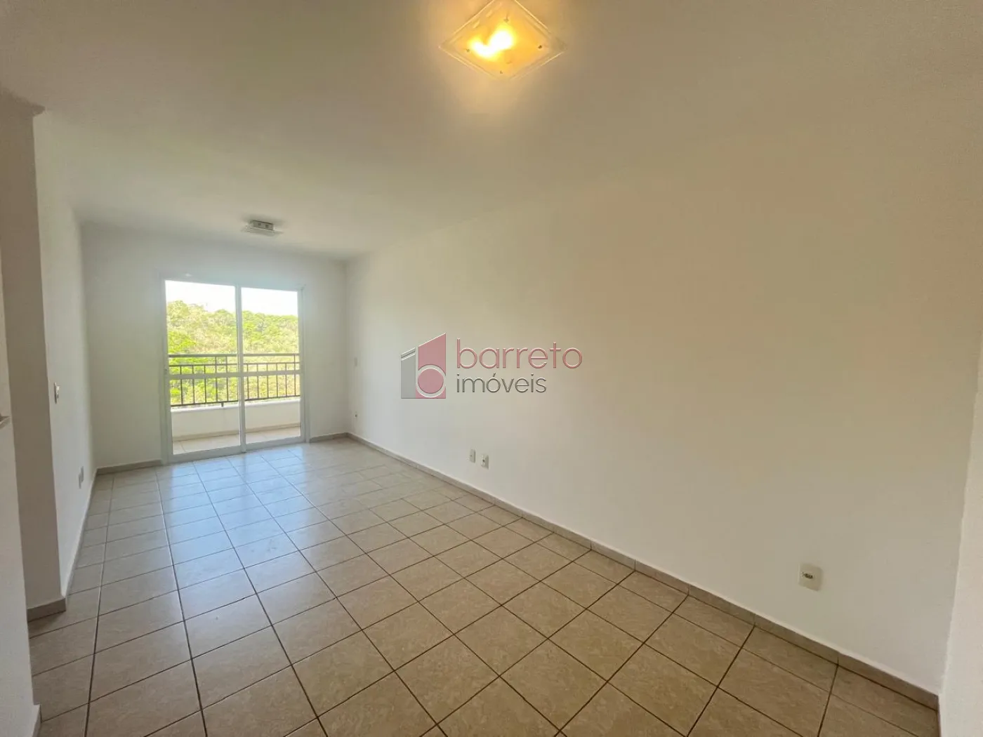 Alugar Apartamento / Padrão em Jundiaí R$ 2.700,00 - Foto 1