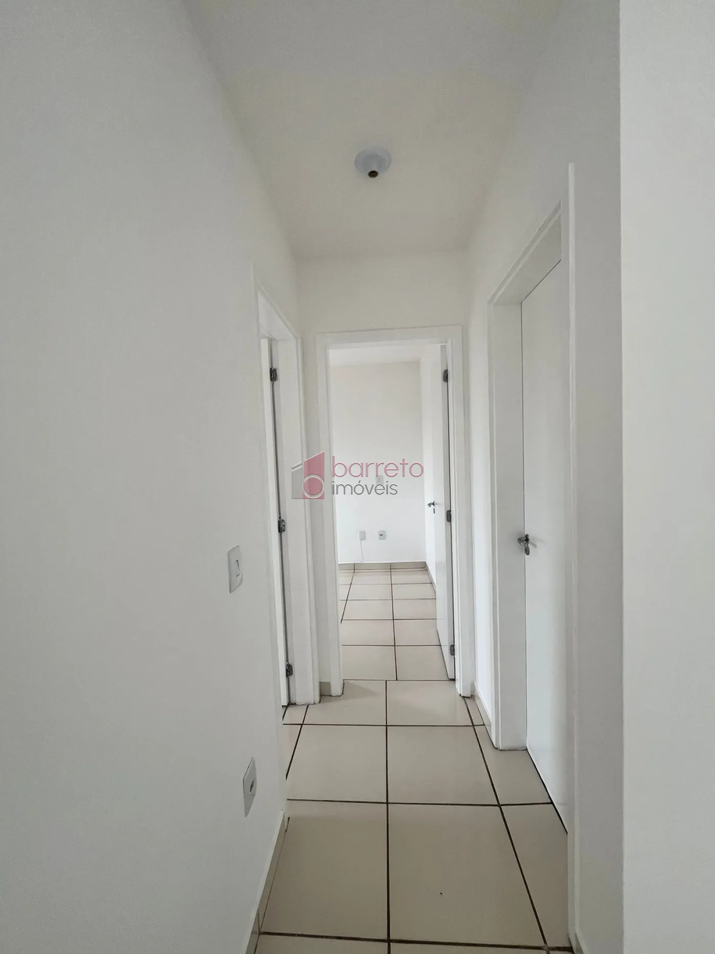 Alugar Apartamento / Padrão em Jundiaí R$ 1.800,00 - Foto 5