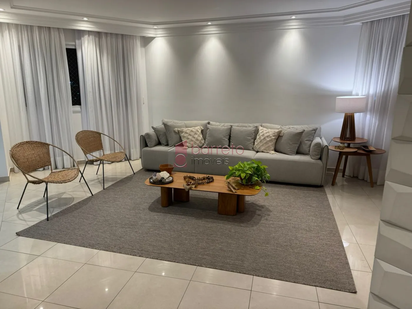 Alugar Apartamento / Padrão em Jundiaí R$ 9.800,00 - Foto 1