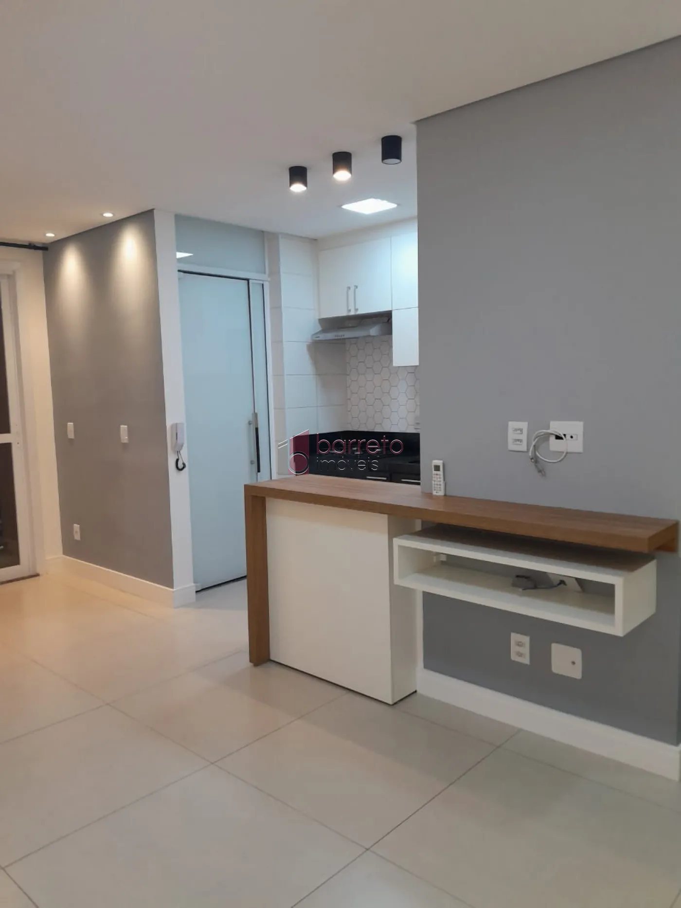 Alugar Apartamento / Padrão em Jundiaí R$ 2.800,00 - Foto 2