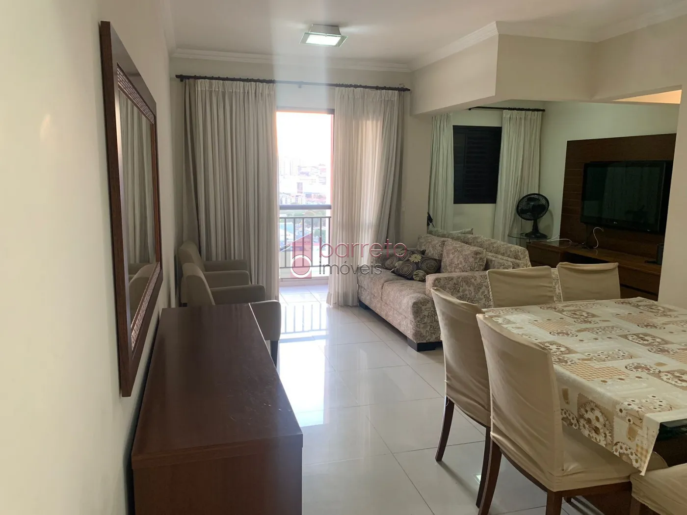 Alugar Apartamento / Padrão em Jundiaí R$ 3.500,00 - Foto 2