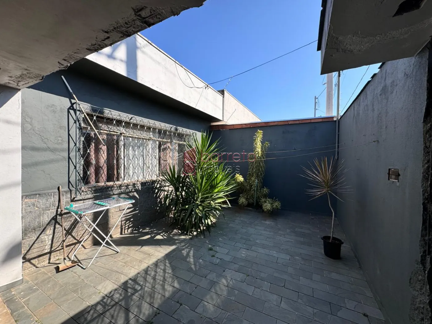 Comprar Casa / Padrão em Jundiaí R$ 700.000,00 - Foto 1