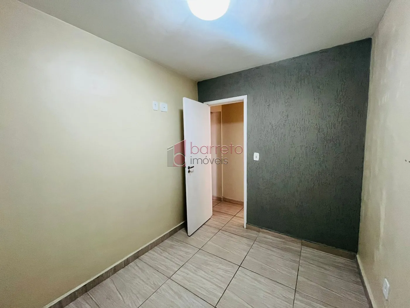 Alugar Apartamento / Padrão em Várzea Paulista R$ 1.400,00 - Foto 5