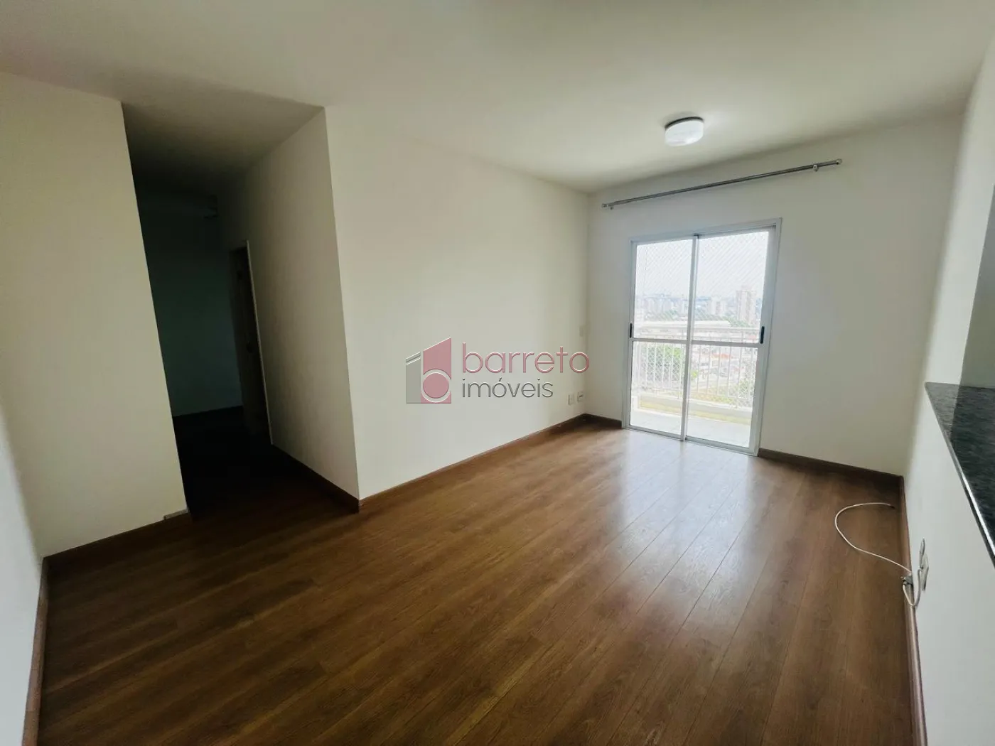 Alugar Apartamento / Padrão em Jundiaí R$ 3.200,00 - Foto 2