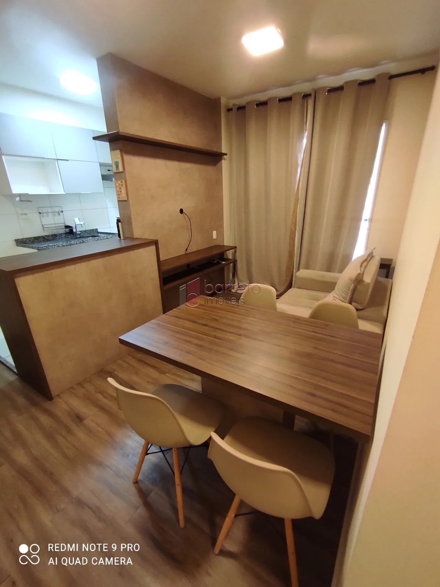 Alugar Apartamento / Padrão em Jundiaí R$ 2.700,00 - Foto 1