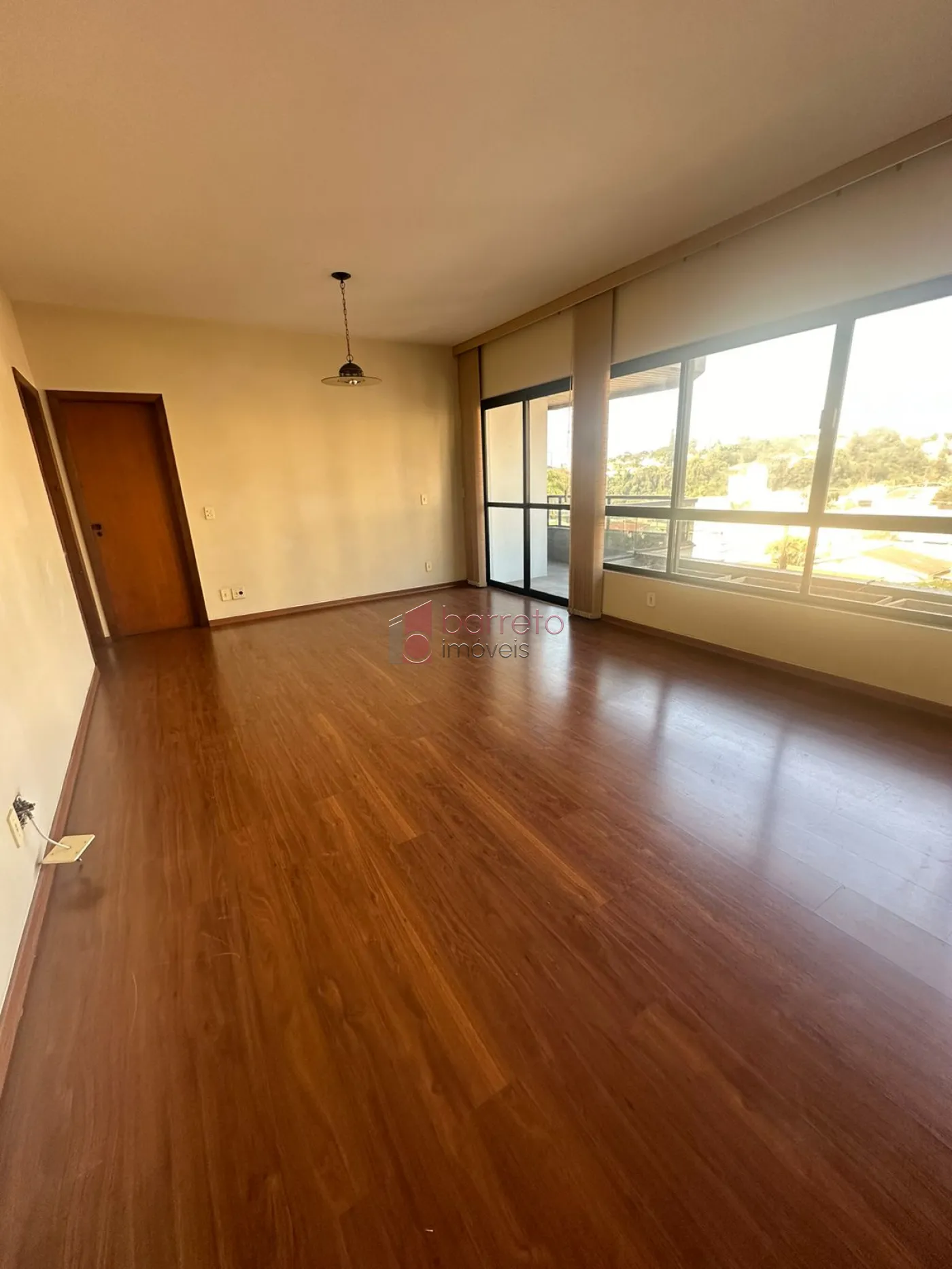 Alugar Apartamento / Padrão em Jundiaí R$ 3.015,00 - Foto 1