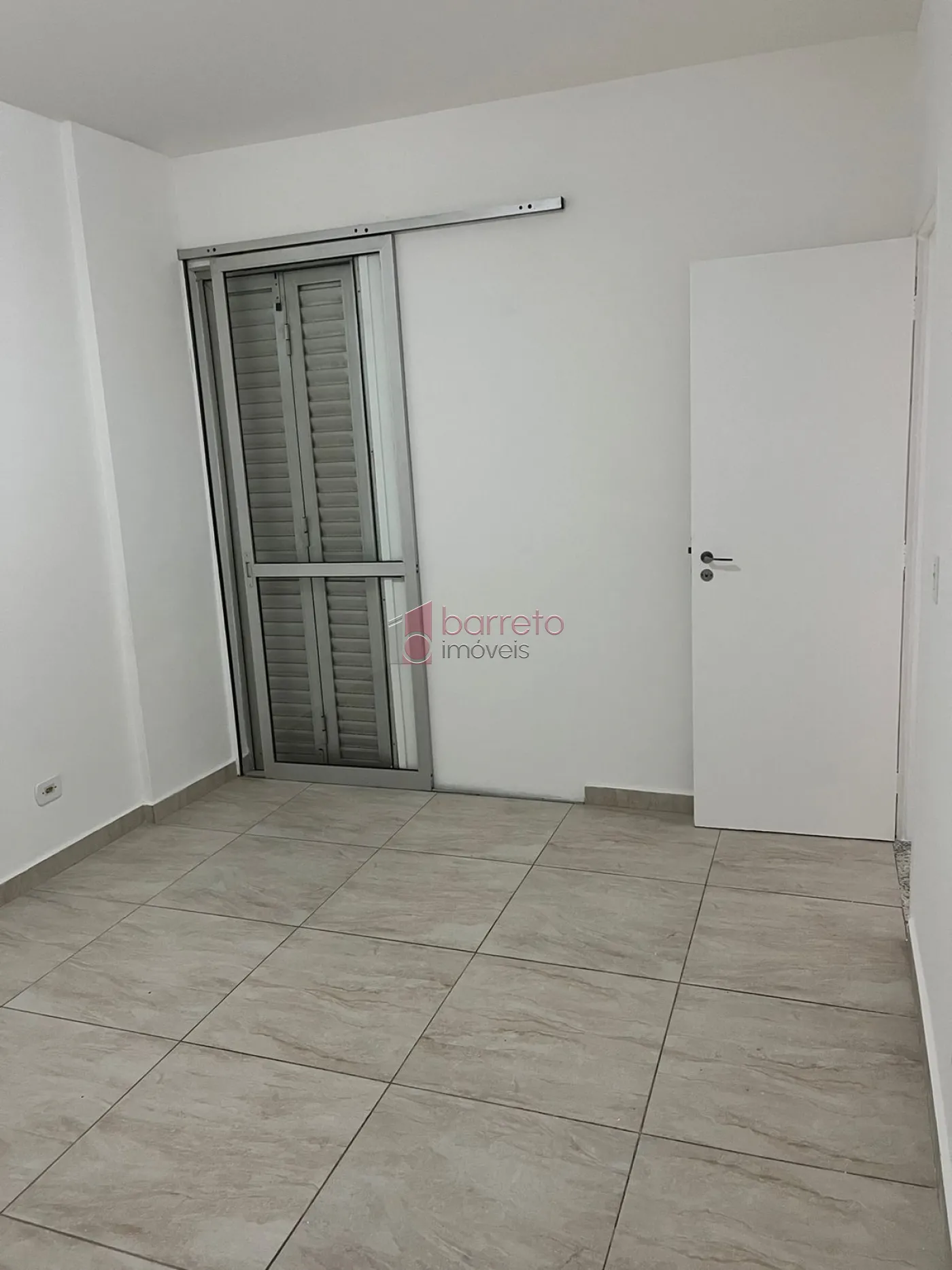Alugar Apartamento / Padrão em Jundiaí R$ 700,00 - Foto 3