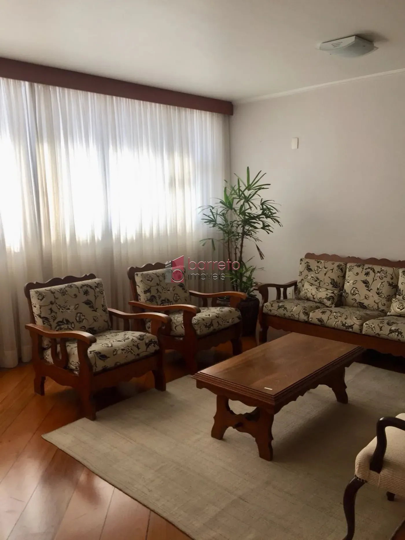 Alugar Apartamento / Padrão em Jundiaí R$ 3.000,00 - Foto 1