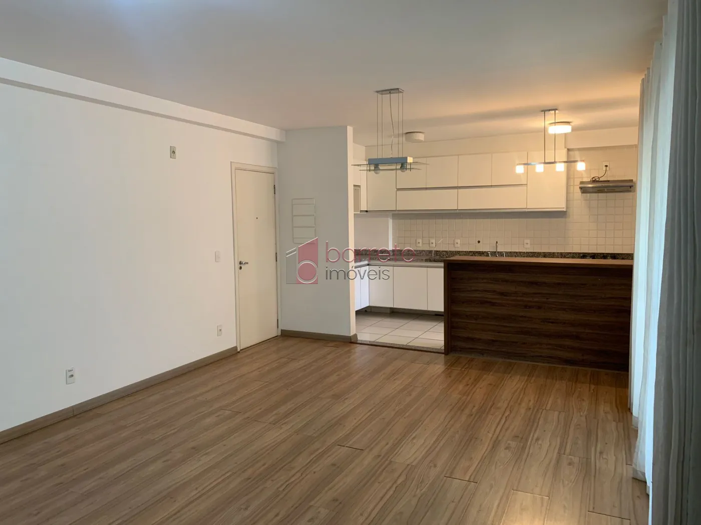 Alugar Apartamento / Padrão em Jundiaí R$ 3.900,00 - Foto 2