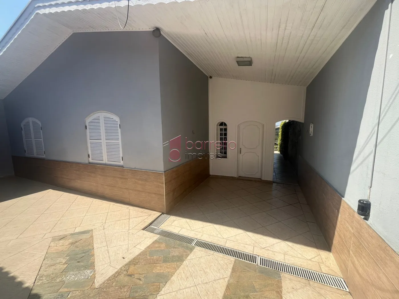 Alugar Casa / Padrão em Várzea Paulista R$ 2.700,00 - Foto 1