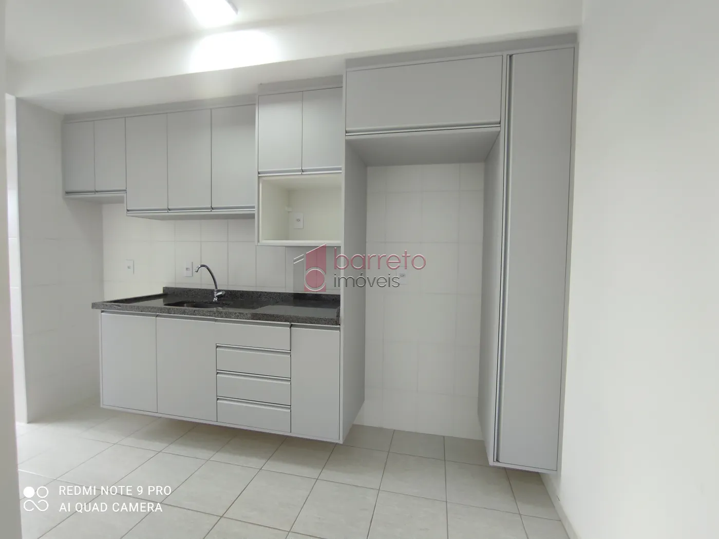 Alugar Apartamento / Padrão em Jundiaí R$ 2.000,00 - Foto 2