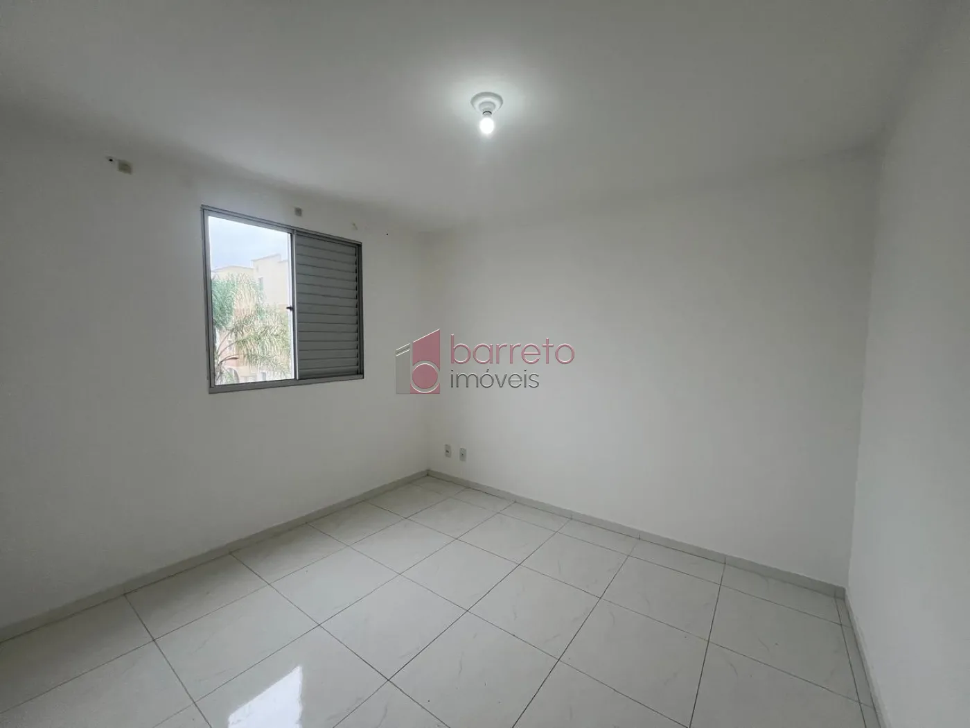 Alugar Apartamento / Padrão em Campo Limpo Paulista R$ 1.500,00 - Foto 4