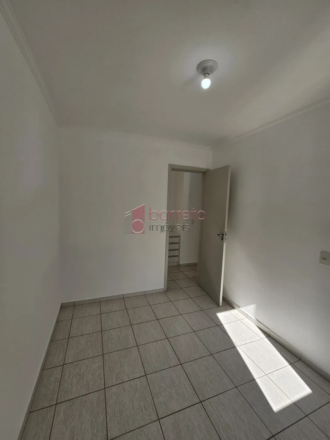 Alugar Apartamento / Padrão em Várzea Paulista R$ 2.000,00 - Foto 11