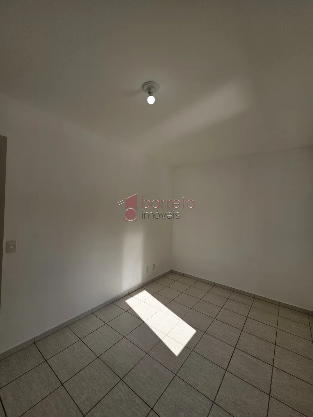 Alugar Apartamento / Padrão em Várzea Paulista R$ 2.000,00 - Foto 13