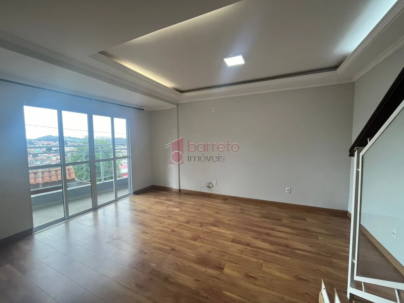 Alugar Casa / Sobrado em Várzea Paulista R$ 2.800,00 - Foto 3