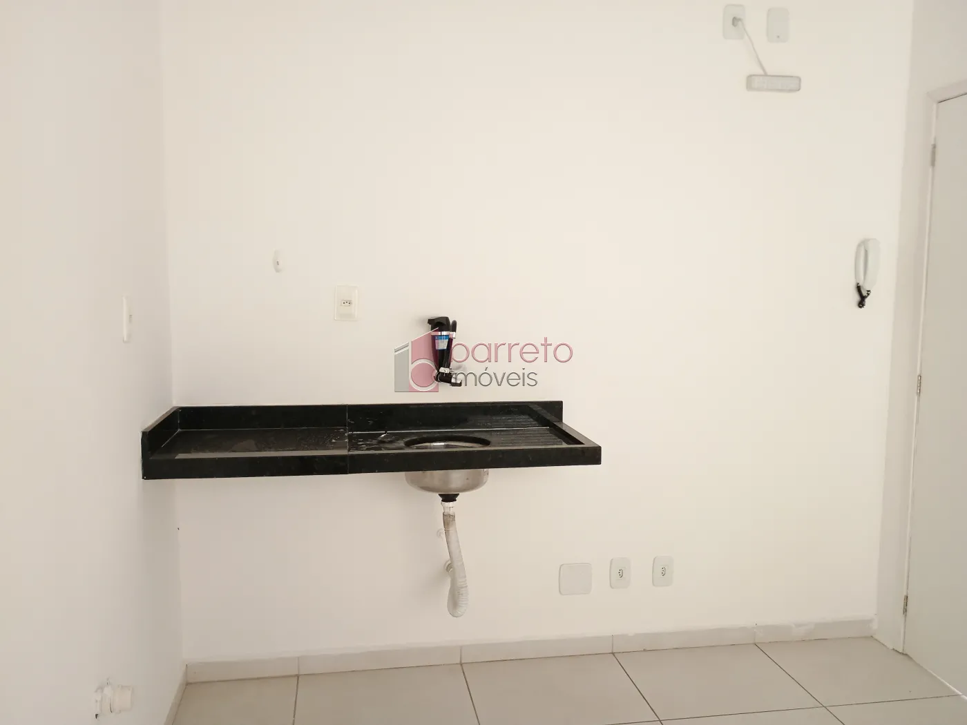 Alugar Comercial / Sala Comercial (sem cond.) em Jundiaí R$ 1.400,00 - Foto 5