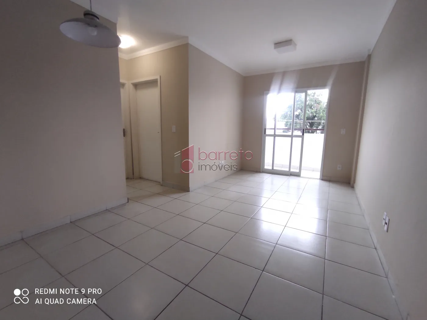 Alugar Apartamento / Padrão em Jundiaí R$ 2.680,00 - Foto 1