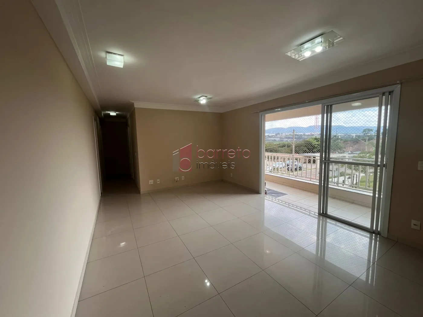 Alugar Apartamento / Padrão em Jundiaí R$ 3.800,00 - Foto 1