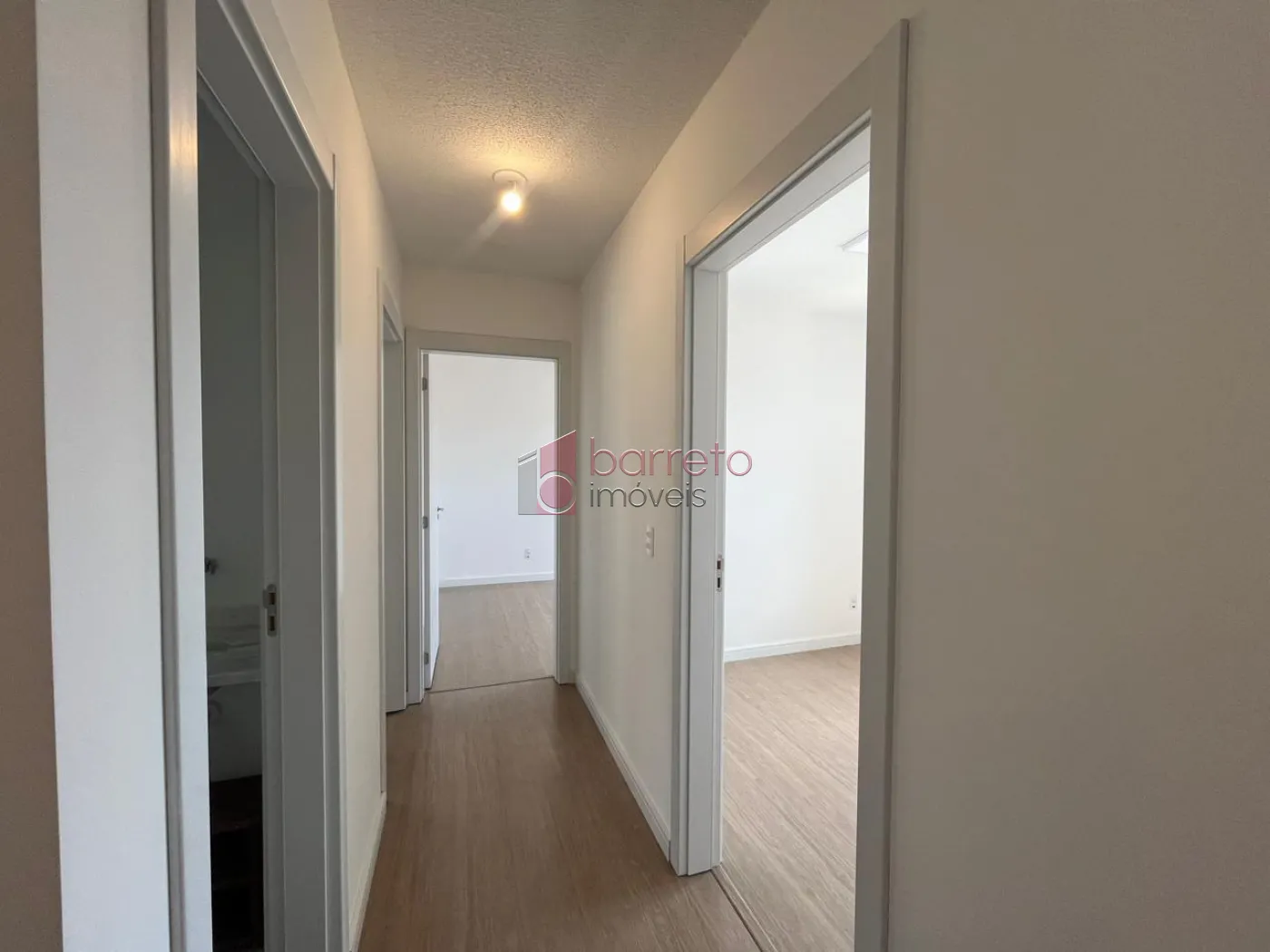 Alugar Apartamento / Padrão em Jundiaí R$ 2.000,00 - Foto 4