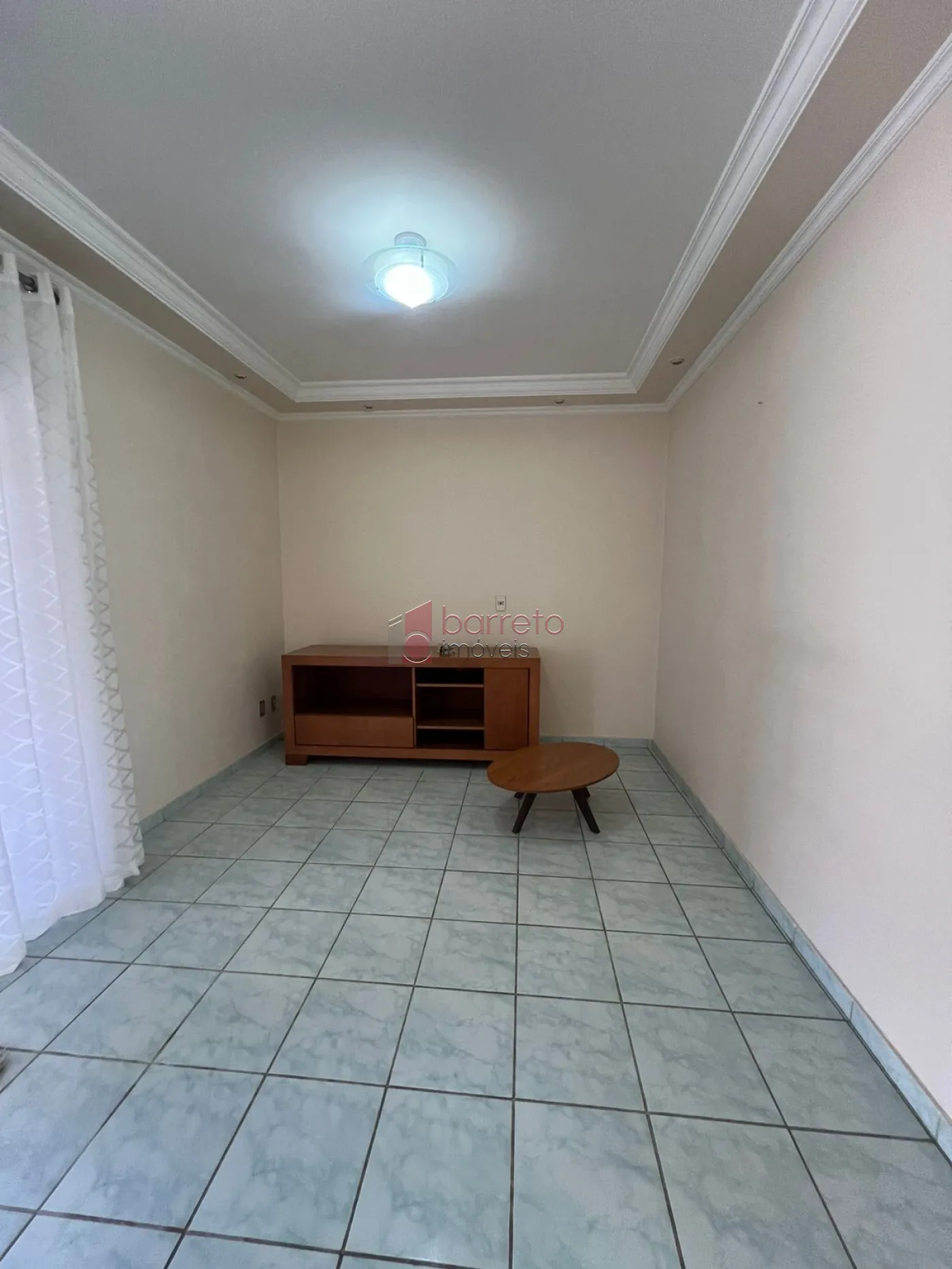 Alugar Casa / Padrão em Jundiaí R$ 4.500,00 - Foto 2