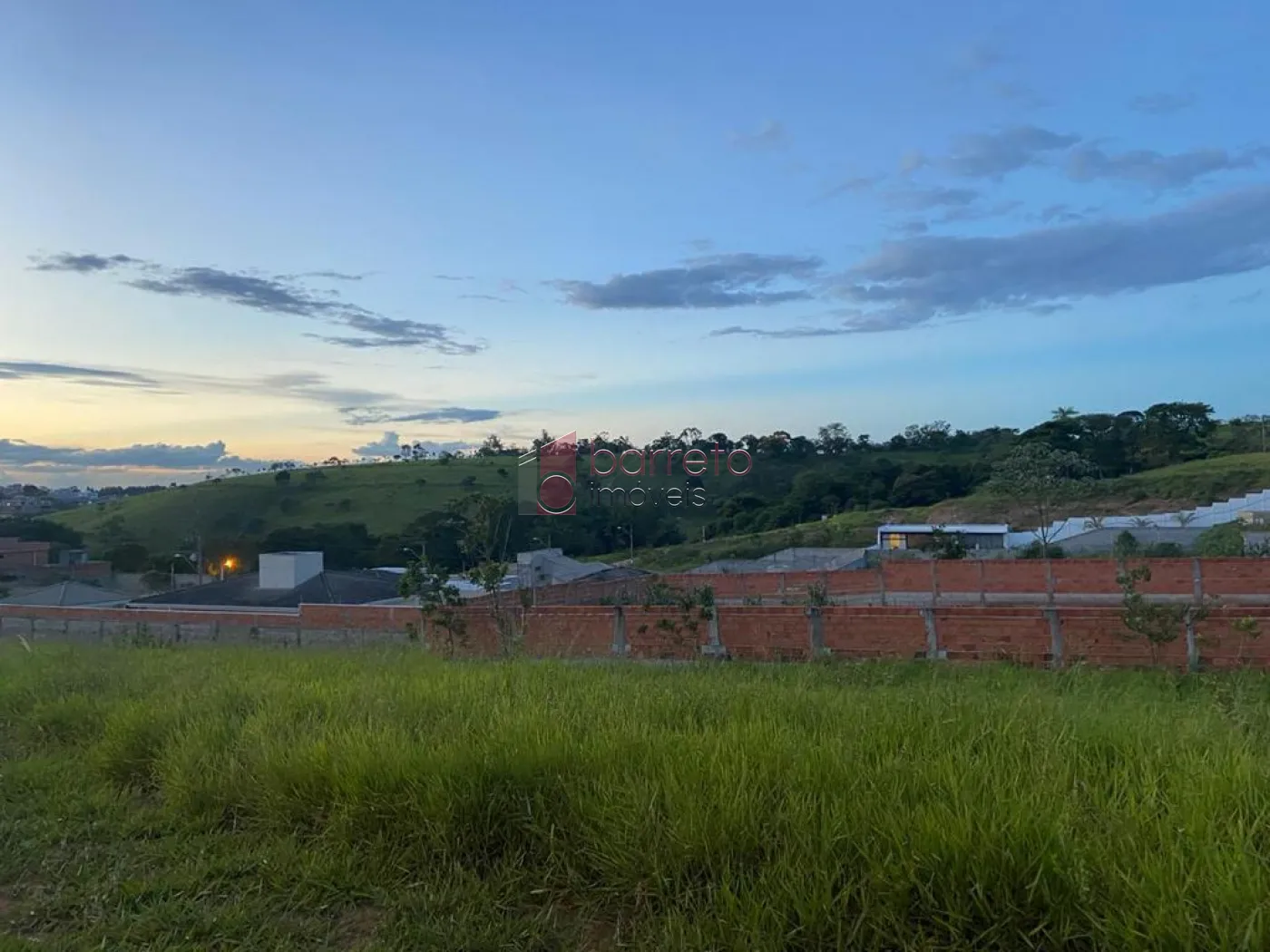 Comprar Terreno / Condomínio em Jundiaí R$ 400.000,00 - Foto 1
