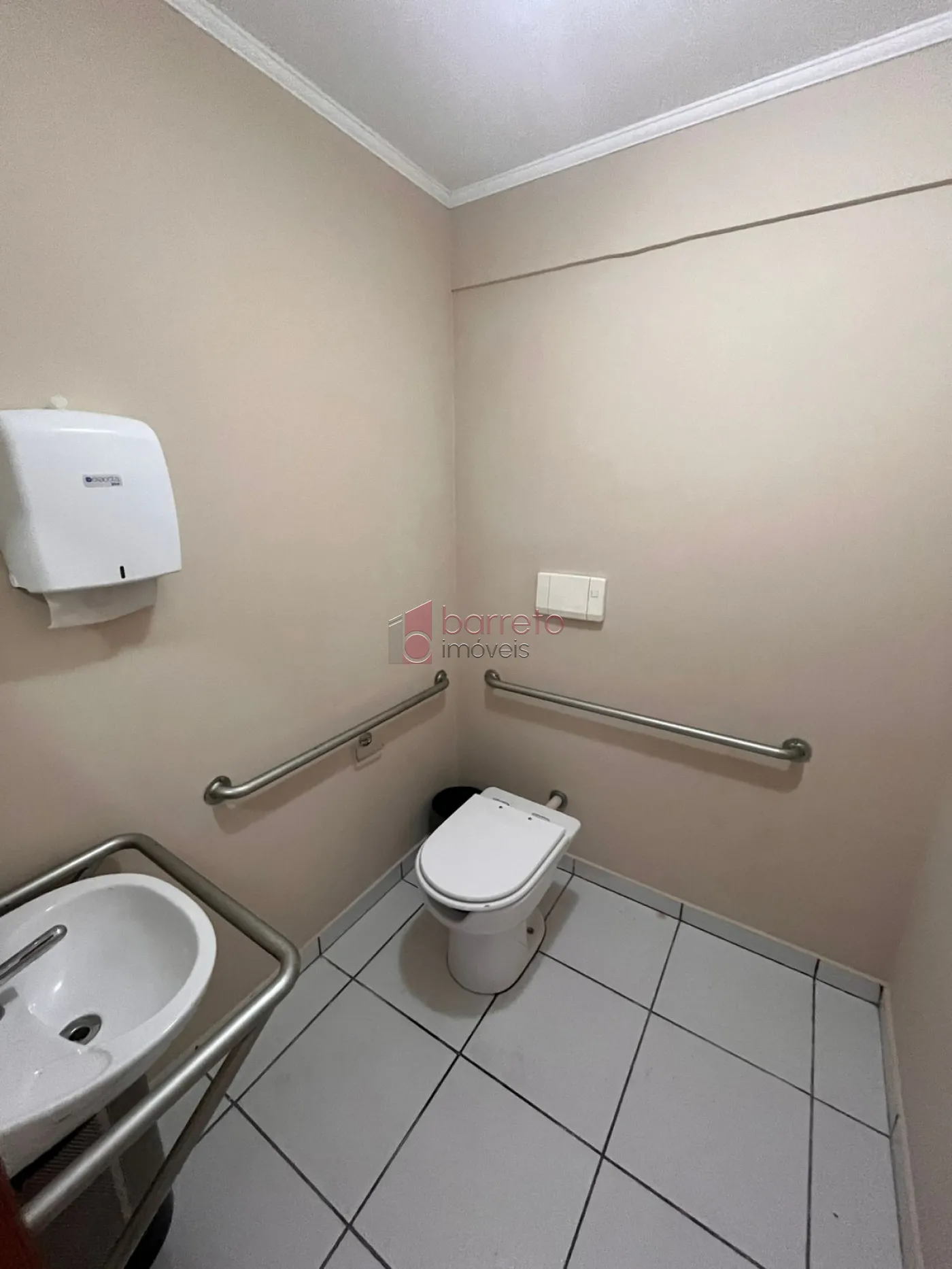 Alugar Comercial / Sala em Condomínio em Jundiaí R$ 2.100,00 - Foto 6